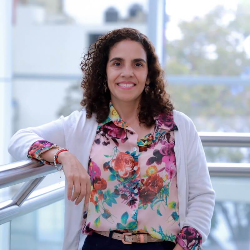 María Angela Prialé